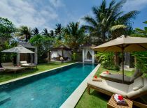 Villa Majapahit Raj, Pool